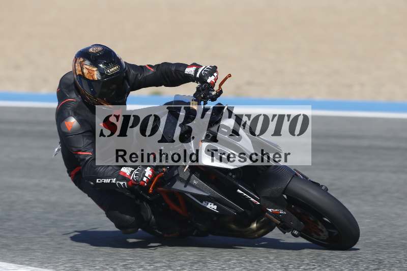 /Archiv-2024/01 26.-28.01.2024 Moto Center Thun Jerez/Gruppe rot-red/88